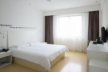 Motel 168 Shanghai Nanhui Huinan Subway Station 외부 사진