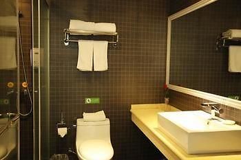 Motel 168 Shanghai Nanhui Huinan Subway Station 외부 사진